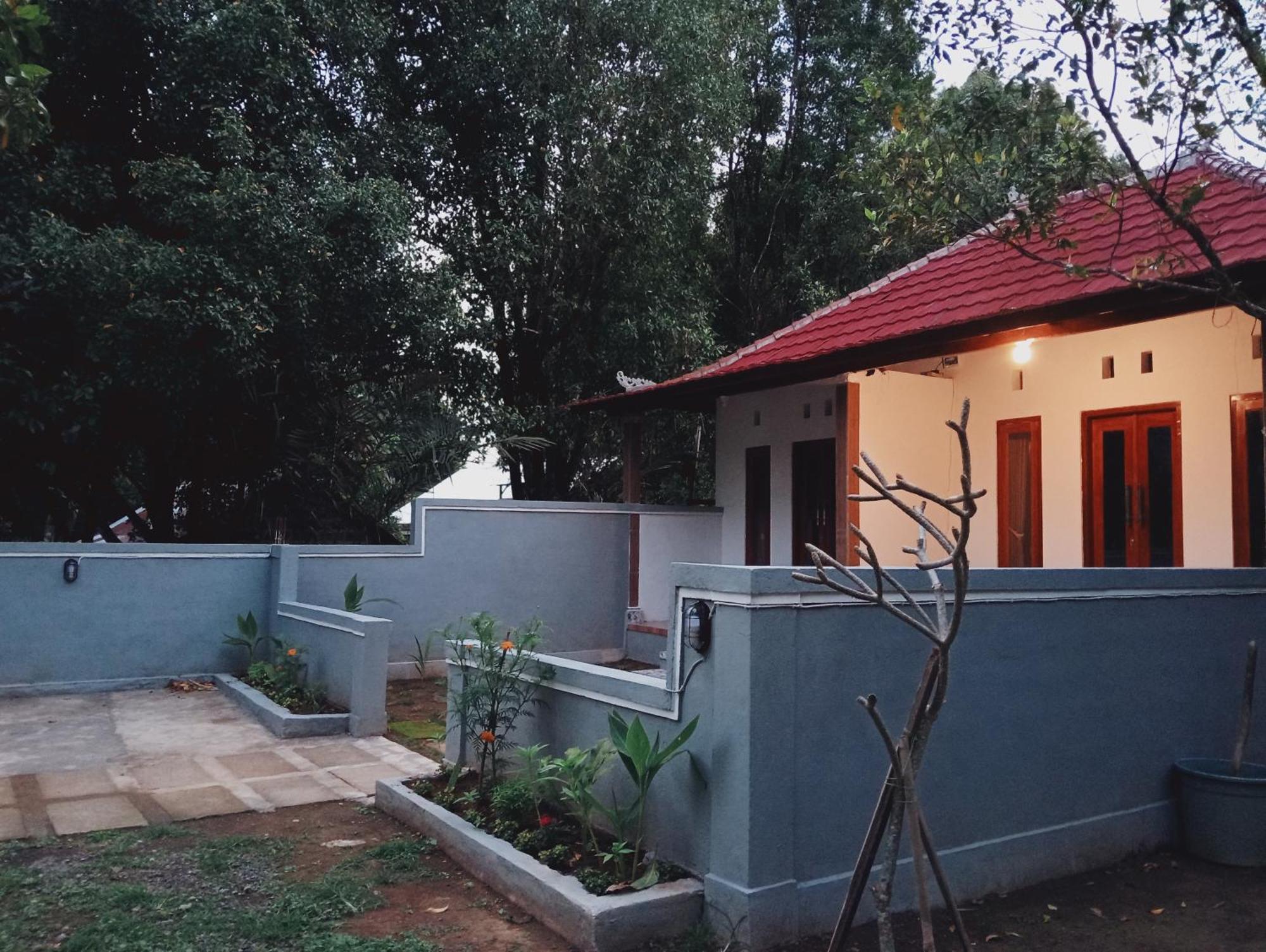 Jepun Homestay Lemukih Сингараджа Экстерьер фото